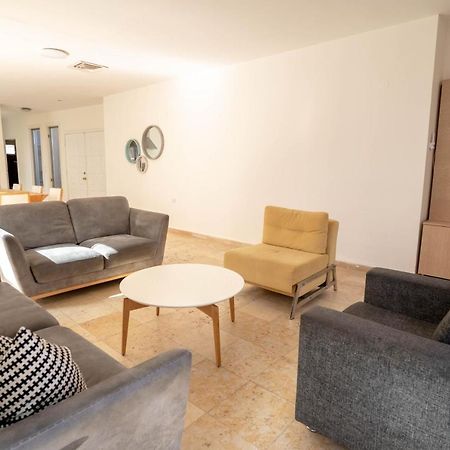 אילת בריכה מחוממת Villa Or - Heated Pool וילה אור מראה חיצוני תמונה